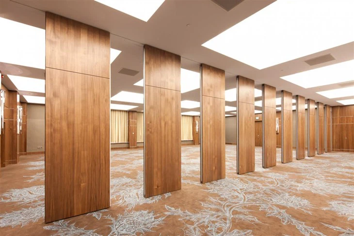 Hall Sliding Soundproof Movable Acoustic Folding Partition Wall With Melamine Finish